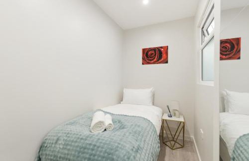 Portsmouth Apartment | Luxury 2 Bed Studio By Hms Warrior & Mary Rose