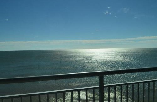 Downtown Myrtle Beach Apartment | Luxury 2 bedroom 2 bathroom Ocean Front Condo on the 12th floor for 8