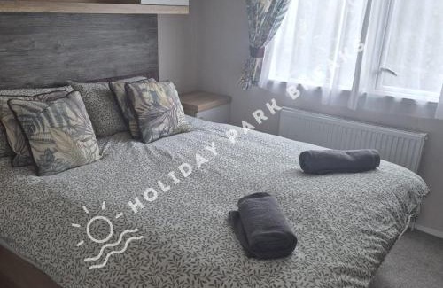 Selsey House | Luxury 2 bedroom at Seal Bay Resort