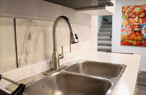 Fort Gary House | Luxury 2 bedroom basement