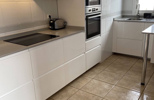 Caleta de Fuste House | Luxury 2 Bedroom Bungalow With Communal Pool & Wifi On Golf Resort