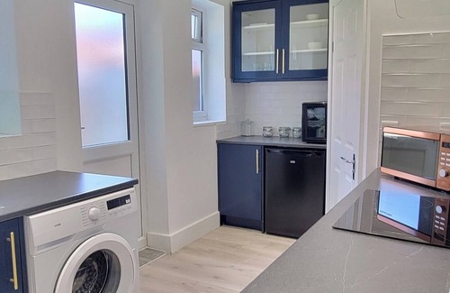 River House | Luxury 2 Bedroom house - Dagenham