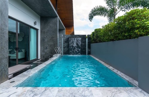 Chalong Villa | Luxury 2 Bedroom Private Pool Villa At Chalong