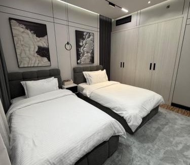 Dubai Apartment | Luxury 2 bedrooms holiday homes only families
