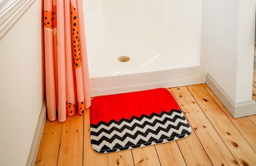 Brewster Villa | Luxury 2-Building Cape Cod Villa. Walk to the Beach!