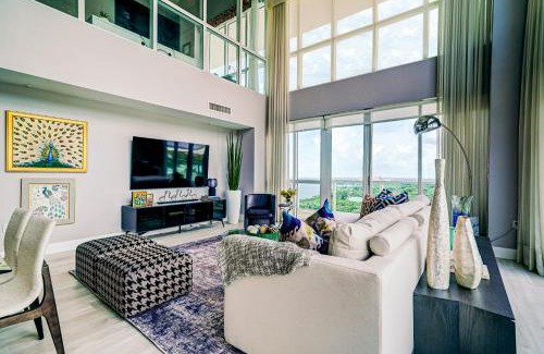 Coconut Grove Apartment | Luxury 2-story Penthouse located in Coconut Grove Hotel-includes Parking