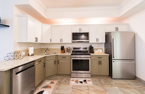 Crescent Beach Condo | Luxury 2BD 2BTH - Condo #5