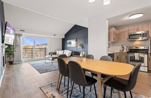 Bryant Pattengill West Apartment | Luxury 2BD | DT Ann Arbor | 3 Beds | Free Parking