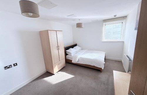 Glyndon Apartment | Luxury 2Bed Room Riverview Apartment