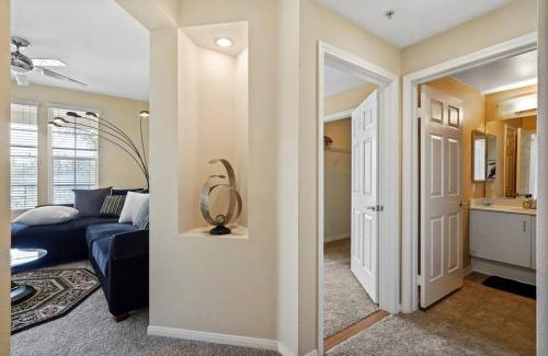 Orange Apartment | Luxury 2BR/2BA! 5 MIN to Disney!