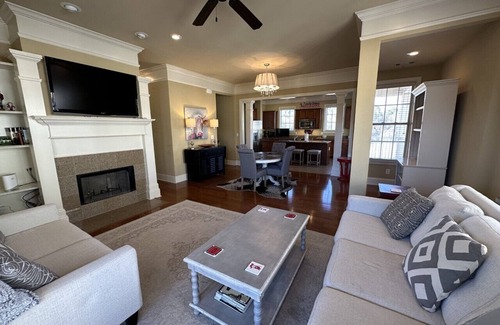 Country Club Condo | Luxury 3 bed, 2 bath Country Club of Oxford Condo - Golf Course view!