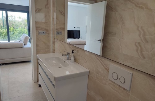 Jeronimo y Avileses y Balsicas de Arriba Villa | Luxury 3 Bedroom 2 Bathroom Villa with Pool