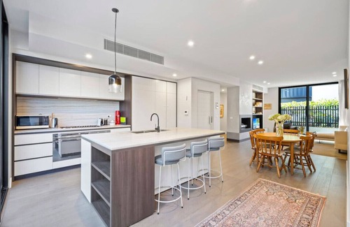 Caulfield North House | Luxury 3 storey residence