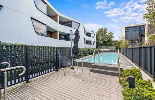 Caulfield North House | Luxury 3 storey residence