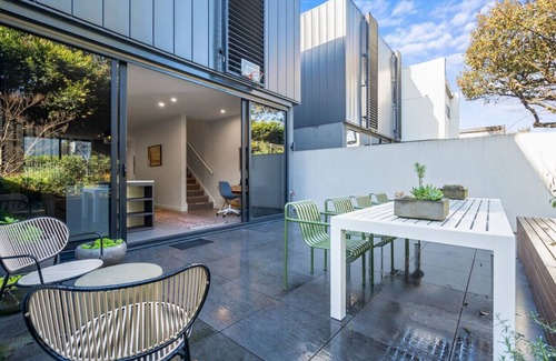 Caulfield North House | Luxury 3 storey residence