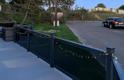 Porthcawl Cabin | Luxury 3BR Lodge in Trecco Bay, Porthcawl