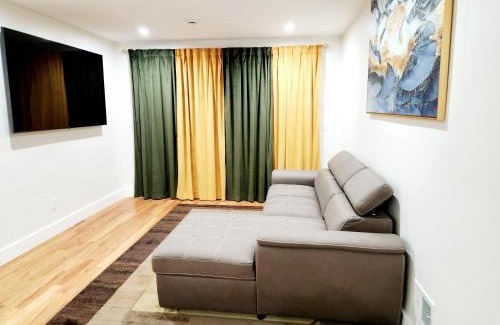 Weequahic Bed & Breakfast | Luxury 3BR Retreat Near NYC