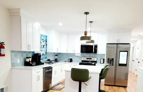 Weequahic Bed & Breakfast | Luxury 3BR Retreat Near NYC