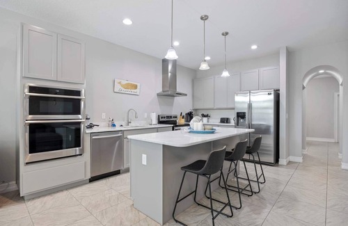 Ocean Side Village House | Luxury 3BR Townhome: Walk to Beach + Pool Access!