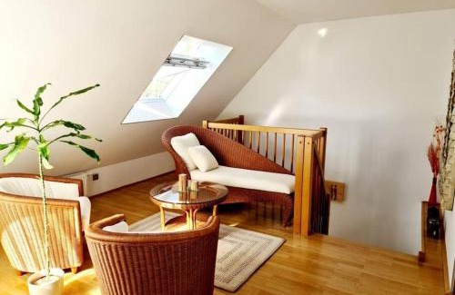 Oberdobling Apartment | luxury 4 bedroom roof apt with 3 balconies & view