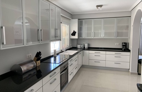 Pinar de Campoverde Villa | Luxury 4 bed private villa with heated swimming pool