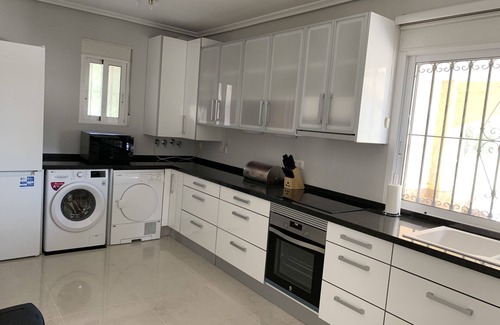 Pinar de Campoverde Villa | Luxury 4 bed private villa with heated swimming pool