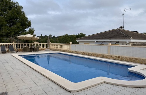 Pinar de Campoverde Villa | Luxury 4 bed private villa with heated swimming pool