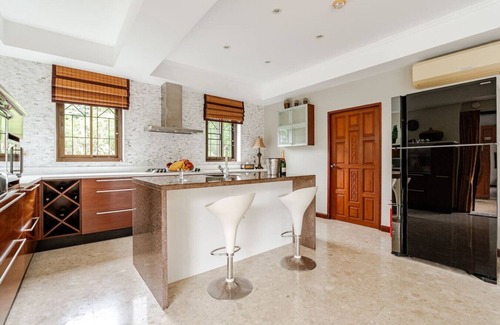 Patong Villa | Luxury 4BR Villa with Pool & Seaview Patong Beach