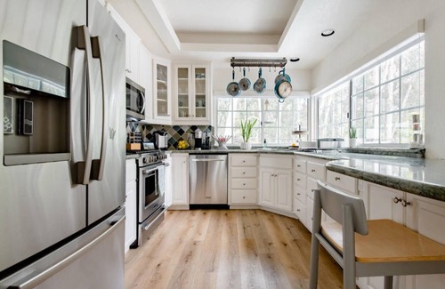 Scripps Ranch House | Luxury 5 Bedroom Canyon House With Heated Pool In Spripps Ranch