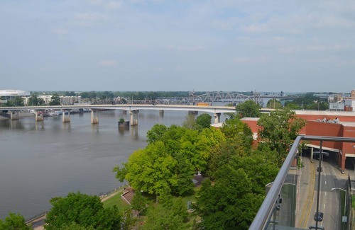 Downtown Little Rock Condo | Luxury 5 star condo on the river! Walking distance to everything downtown!