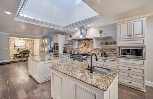 Helotes House | Luxury 6.5 acre Mansion | Heated Pool, Hot Tub, Game Room