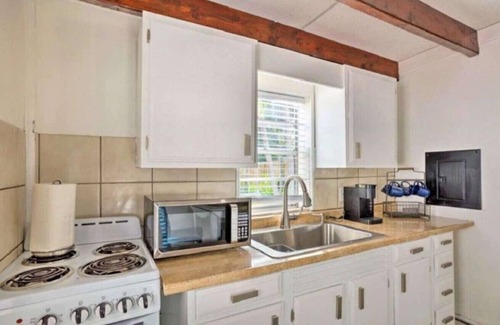 Boynton Beach House | Luxury 7 Bedroom 5 Bath Mini Resort with Pool in Backyard Tropical Paradise!