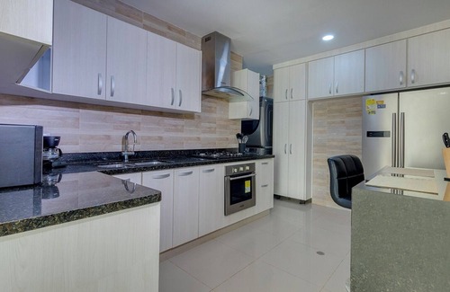 Urbanizacion Eliana Condo | Luxury Airport Penthouse 3 BD 2 BTH + Rooftop Pool