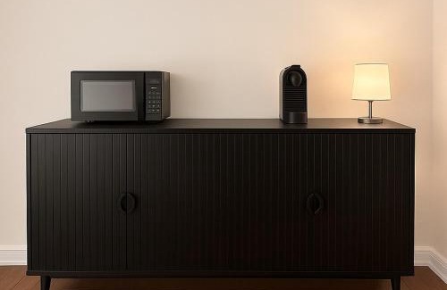 Chambly Apartment | Luxury and cozy 1BR Retreat