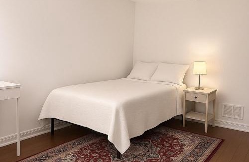 Chambly Apartment | Luxury and cozy 1BR Retreat