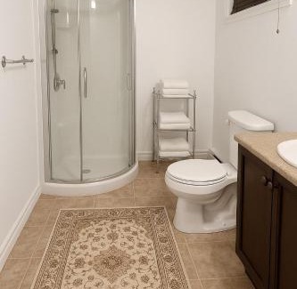 Chambly Apartment | Luxury and cozy 1BR Retreat