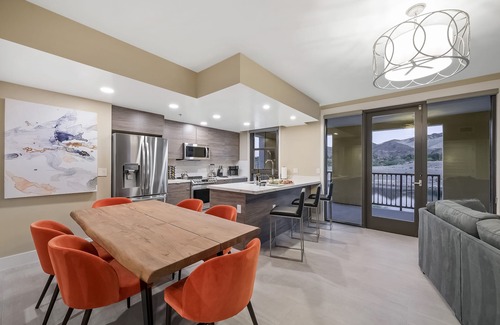 Lake Las Vegas Condo | Luxury and Elegance! Panoramic views of Lake
