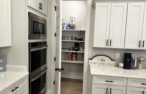 Arlington House | Luxury and Executive 4-bedroom house, Close to Blue Oval City