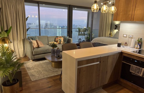 Apoquindo Apartment | Luxury apartment 34th floor luxury district.