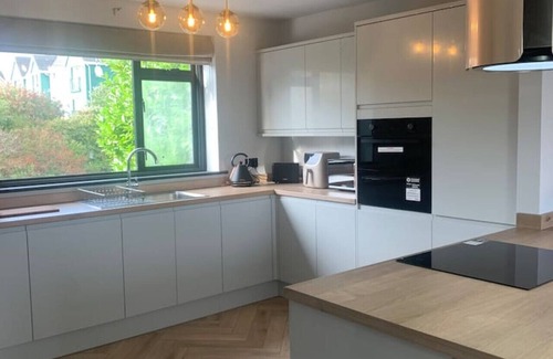 Southend-on-Sea Apartment | Luxury Apartment- Beach 10mins