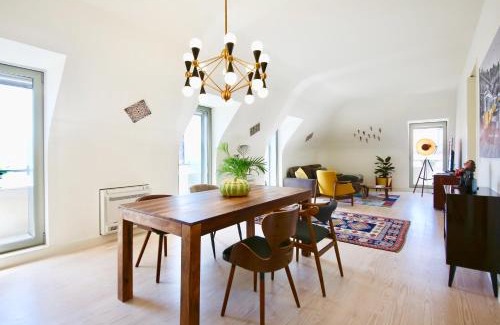 Misericordia Apartment | Luxury Apartment by MyPlaceForYou, very quiet, close to Time Out Market Lisbon