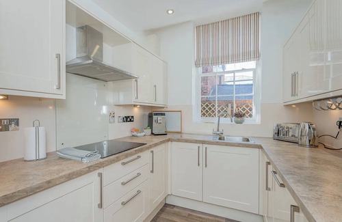 Chester Cottage | Luxury Apartment, City Break, 4B City Cottage Central Chester