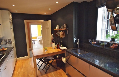 Redcliffe Apartment | Luxury Apartment in Chelsea