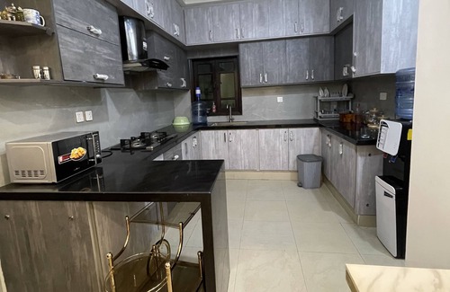 Saddar Town Apartment | Luxury Apartment In DHA Karachi.