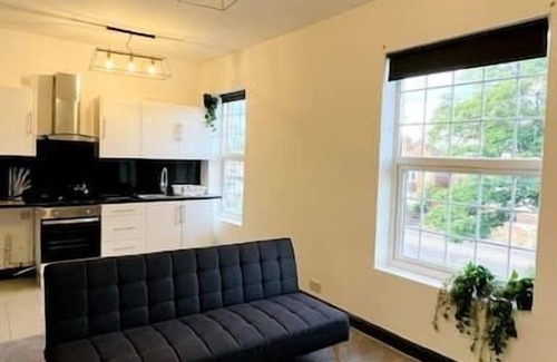 Braunstone Apartment | Luxury Apartment in Leicester City- Free Parking