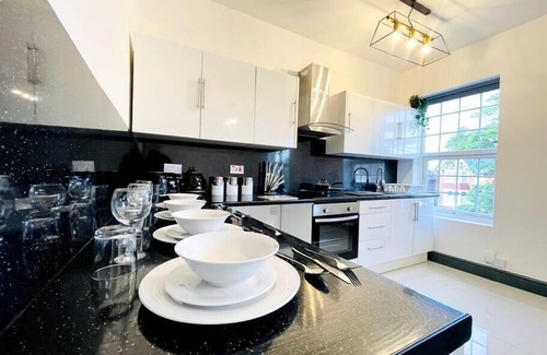 Braunstone Apartment | Luxury Apartment in Leicester City- Free Parking