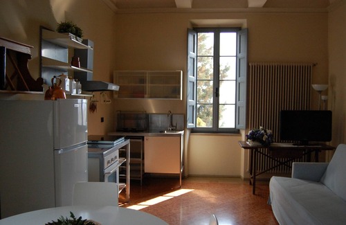 Pesaro Apartment | Luxury Apartment in Villa 6 people; Residence la Canonica