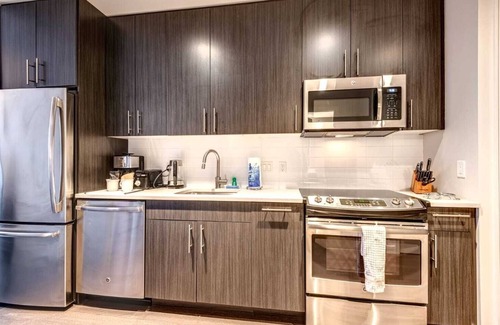 Seaport District Apartment | Luxury Apt in the Heart of Seaport