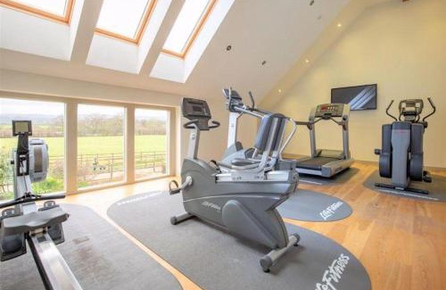 Dulcote House | Luxury Barn near Wells - Pool, Gym