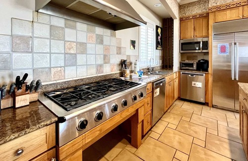 Gulf Shores House | Luxury Beach Front Home~Blue Atlantis~Hi-Speed Gaming Wifi~Bluetooth Sound System